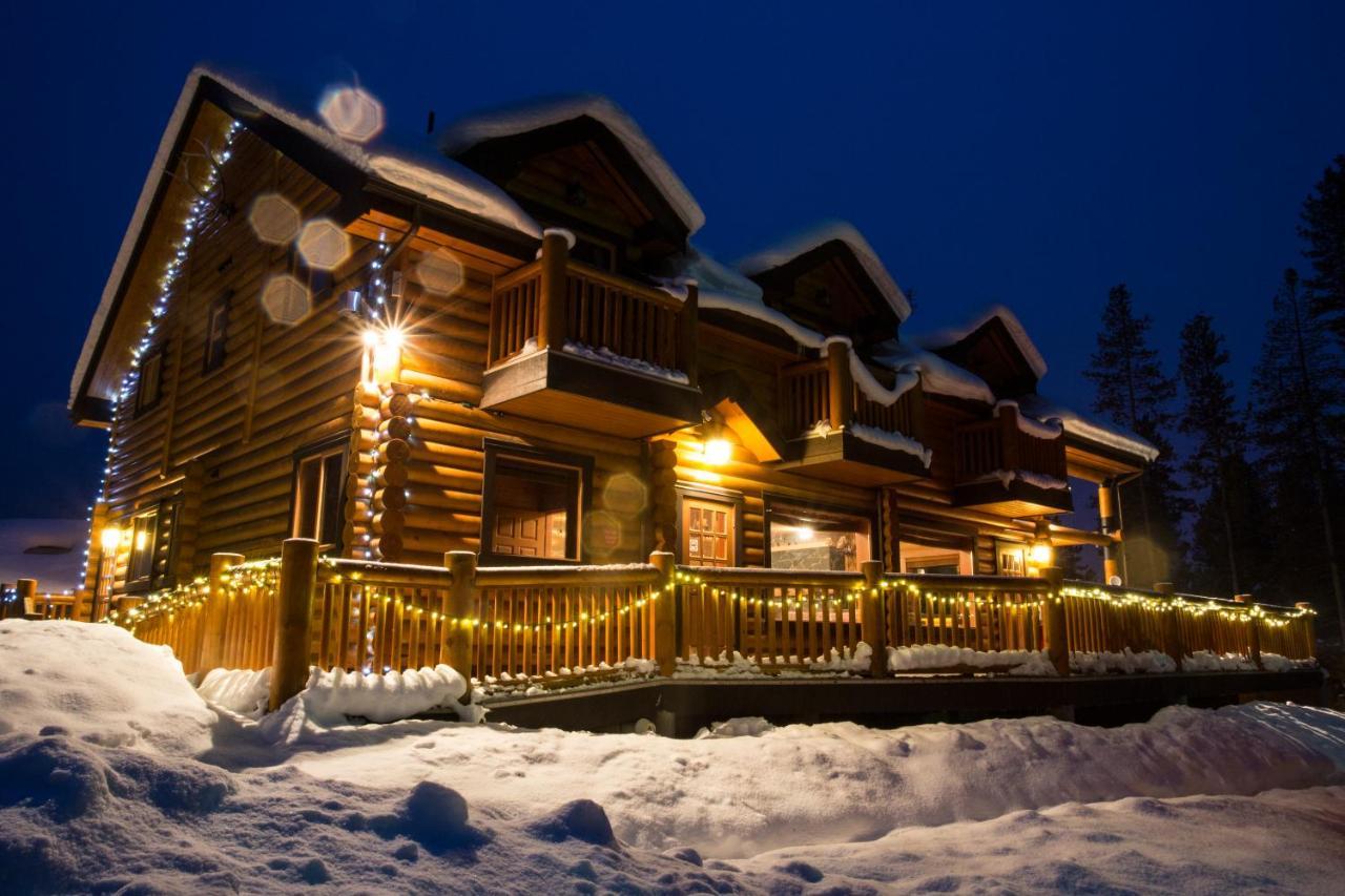 Castle Mountain Chalets Buitenkant foto