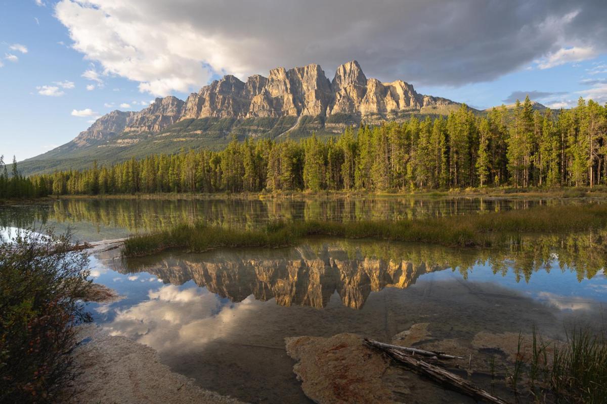 Castle Mountain Chalets Buitenkant foto