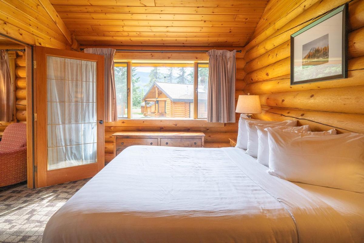Castle Mountain Chalets Buitenkant foto
